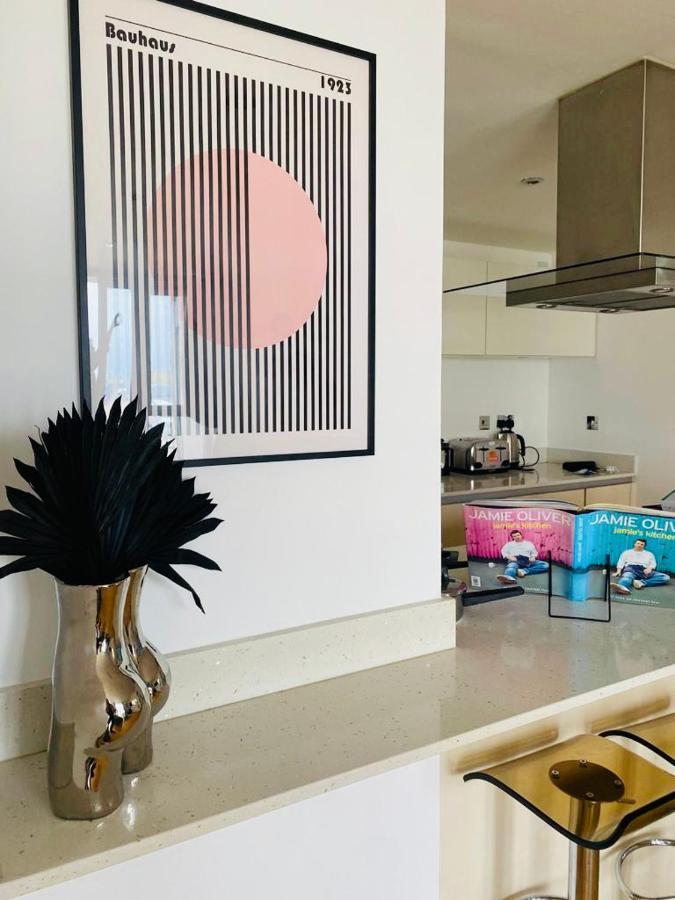 Zinc @ Fistral Beach, Newquay New Quay Εξωτερικό φωτογραφία